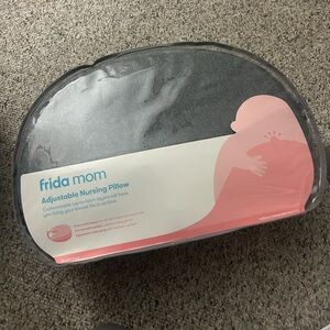 NWT Frida Mom Nursing Pillow - Gray